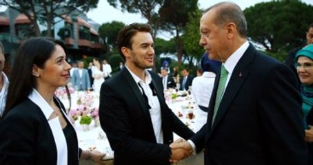 Ünlüler OHAL Yorumlarını Sosyal Medyadan Yaptı