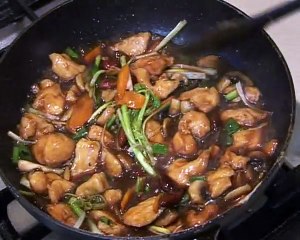 - ALMOND CHICKEN STIR FRY - Bajias Cooking