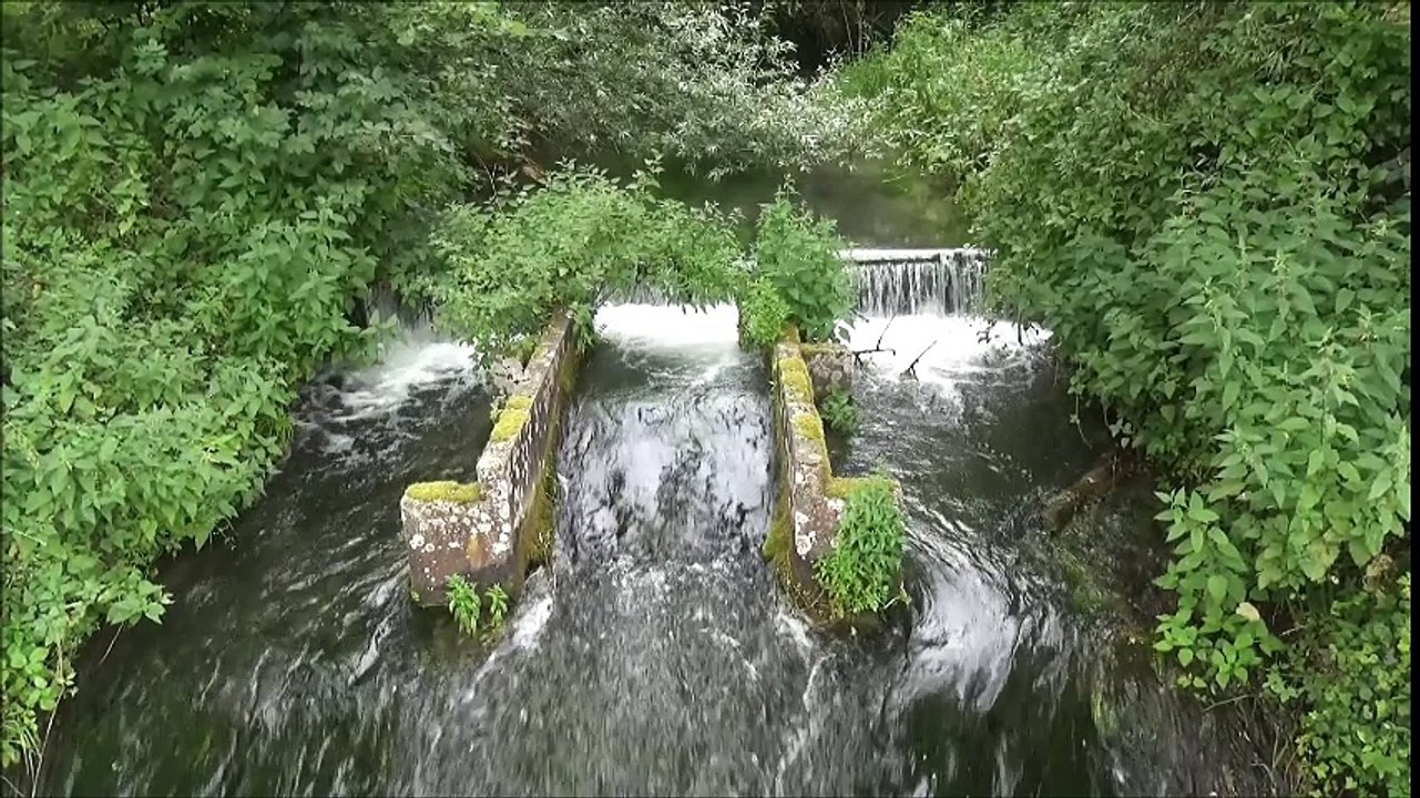 Cascade VENDHUILE
