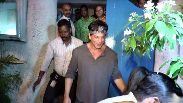 Hrithik Roshan, Vidya Balan Put Shahrukh Khan Khan In Trouble