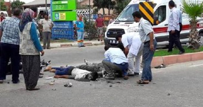 Otomobile Çarpan Motosikletin Sürücüsü Öldü, Otomobil Sürücüsü Kalp Krizi Geçirdi