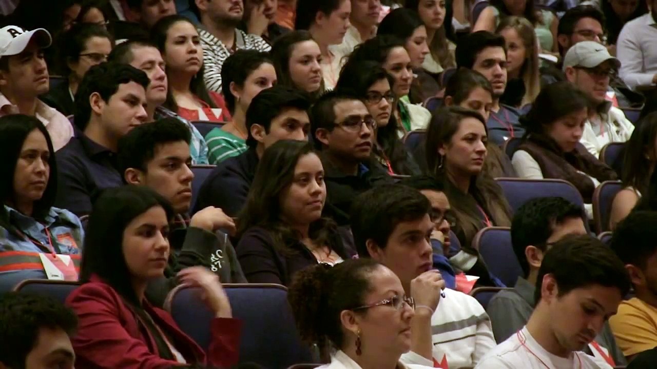 Rafael Sarría: TED X Talk sobre literatura. Video: TEDx Talks