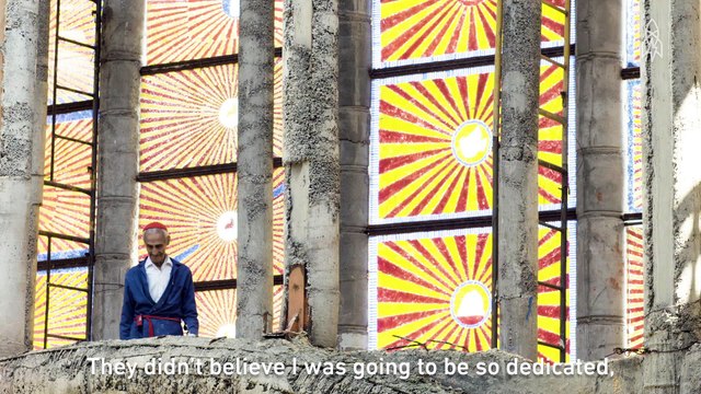 Cet homme construit une cathédrale depuis 53 ans seul à Madrid