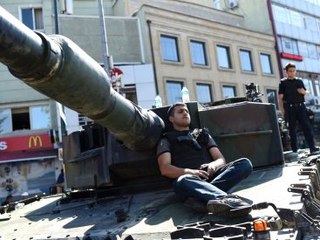 Polislerin Sipariş Fişine Yazılan Duygu Dolu Not Sosyal Medyayı Salladı