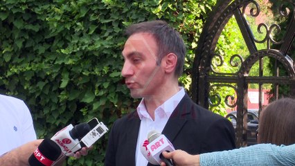 Edhe një gafë e Grubit: Pas selfisë, kalit të Shemës, vjen ministri 3 javësh