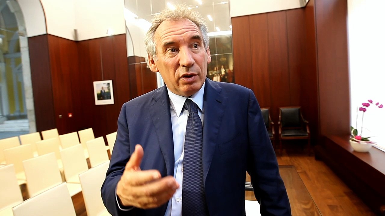 Francois Bayrou fait le point sur l'incendie du boulevard des Pyrénées (Ascencion Torrent)