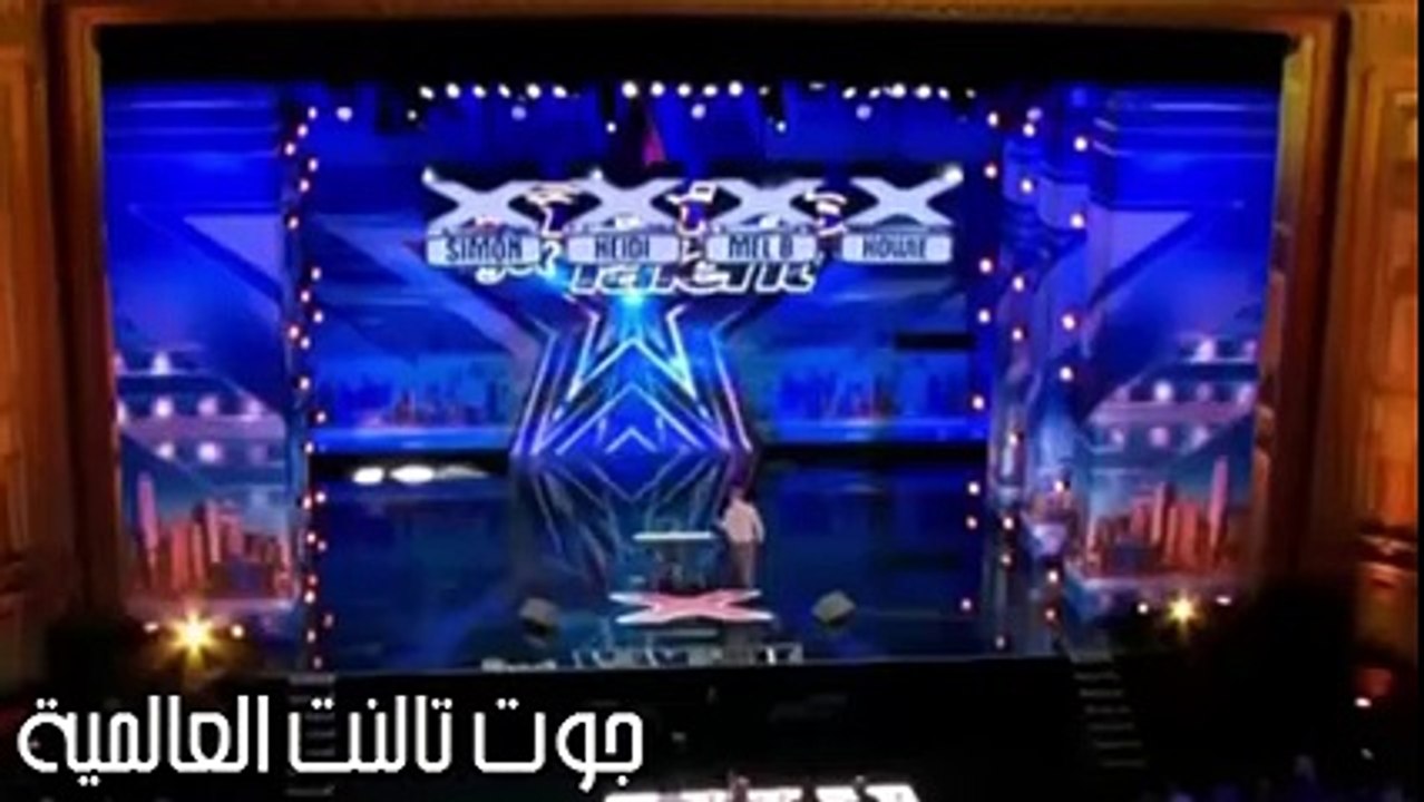 شاب ذو تعليم منزلي يجذب كل الفتيات إليه بموهبته في المواهب الامريكي 2016 - مترجم حصرياً -
