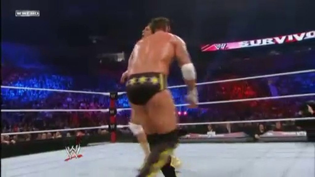 WWE survivors series 2011 .  CM PUNK VS ALBERTO DEL RIO VF