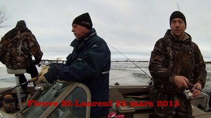 Peche sur le Fleuve St-Laurent 25 mars 2013