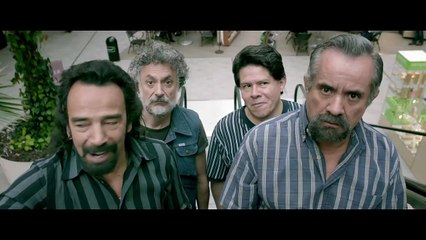 EDDIE REYNOLDS Y LOS ÁNGELES DE ACERO (Paulina Gaitan, Mónica Maci) TRAILER 2