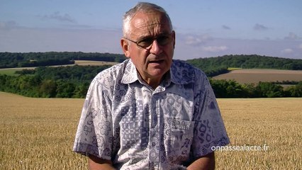 On a décidé de cultiver sans labourer pour préserver la vie de nos sols tout en utilisant moins de pétrole et d'engrais (version courte)