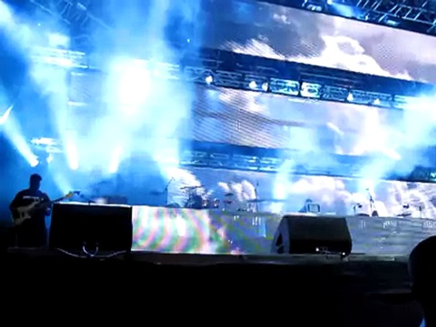 Eminem Airplanes Live Openair Frauenfeld 09 07 10 Video Dailymotion dailymotion