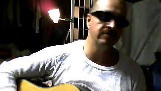 SAULEVEE's webcam video October 26, 2011 11:32 PM