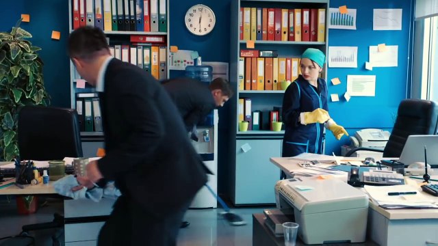 Почему не нужно перебивать уборщицу — Готовьтесь посмеяться от души!