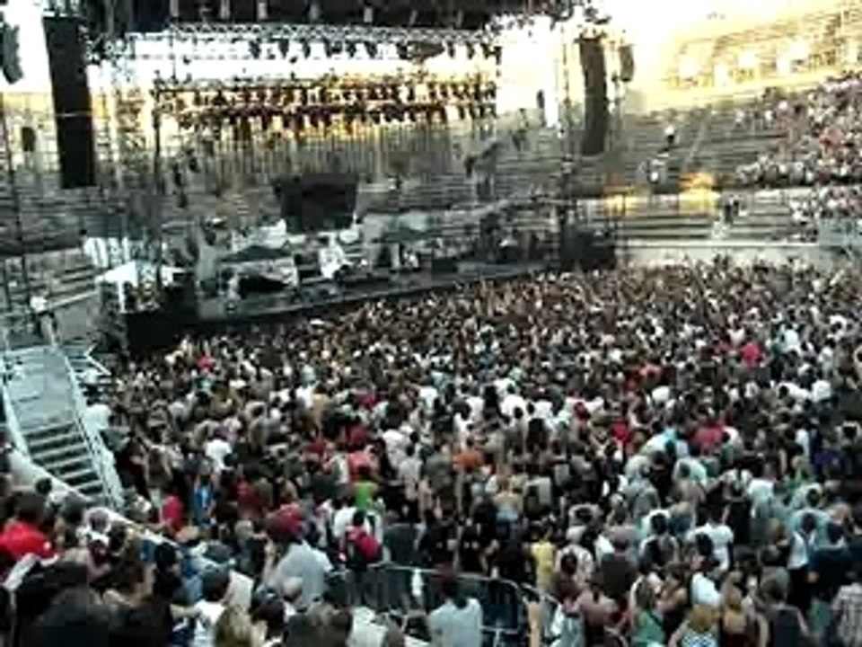 The Blood Arm - Stay Put Live @ Arenes de Nimes