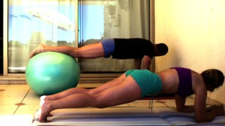Exercices matinaux de réveil musculaire N°3 à Bandol juillet 2016 avec Sylvia