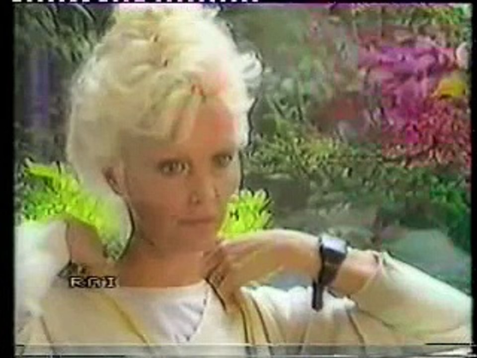 Patty Pravo intervista 20 ANNI DI PIPER 1985