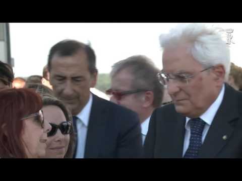 Malpensa (VA) - Mattarella rende omaggio alle vittime attentato Nizza (20.07.16)