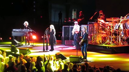 FLEETWOOD MAC- SECOND HAND NEWS Live in Atlantic City 1/24/15