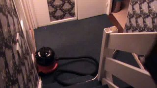 Henry Hoover NRV 200-22 ** Me Hoovering the landing **