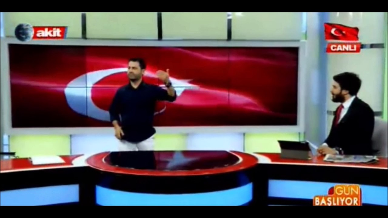TUNCAY OKUTAN DARBE YAPACAKMIŞ İTE BAK HELE CANLI AKİT TV