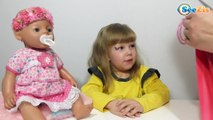 ✔ Кукла Беби Борн. Девочка Ника распаковывает одежду для своей игрушки / Видео для детей / Baby Born