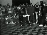 Dance clip - mr wiggles (1)