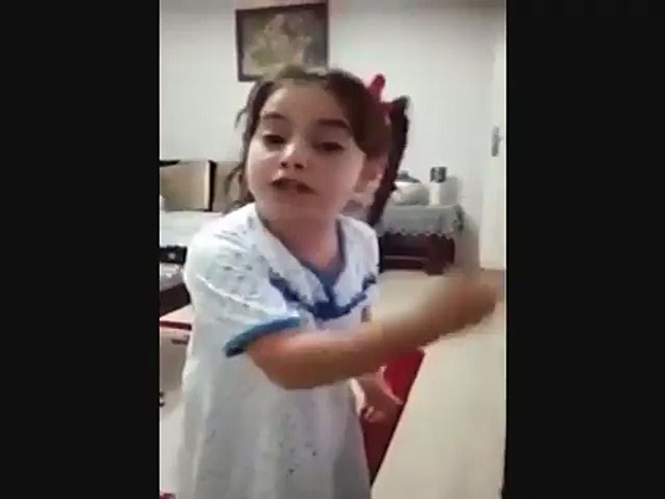 Minik kızdan FETÖ'cülere büyük ders