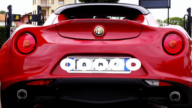 ALFA ROMEO 4C (Video, sound & Photos) BEST 4K
