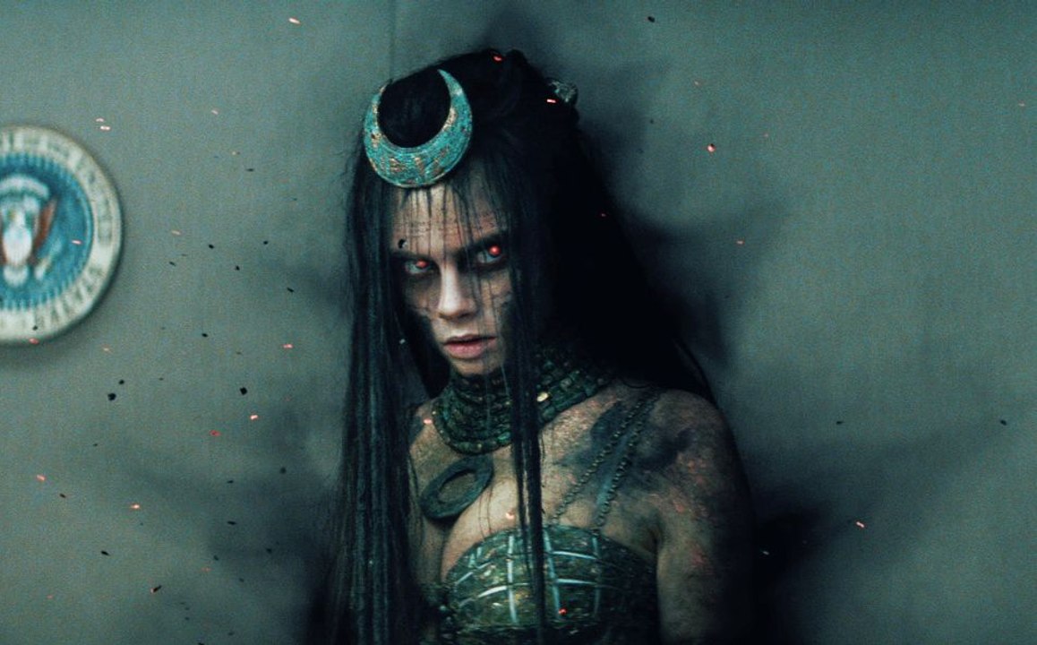 SUICIDE SQUAD - Introducing Enchantress (2016) Cara Delevingne