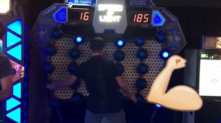 Antoine Griezmann teste ses réflexes !