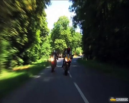 Comparatif moto Yamaha YZF-R125 cm3 VS Derbi GPR 125 cm3 : le combat des chefs