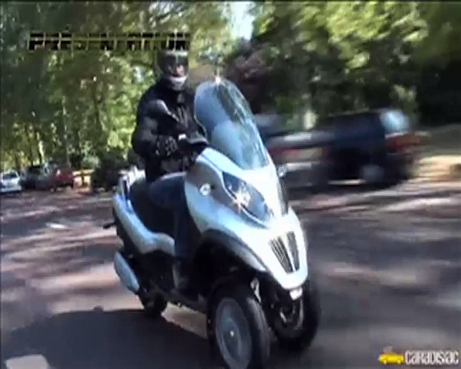 Piaggio MP3 LT 250 : quand le scooter devient l’ami des automobilistes