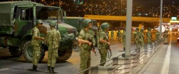 Subayların Darbe Hazırlığı: Bir Ay Önce Boşanıp, Döviz Almışlar