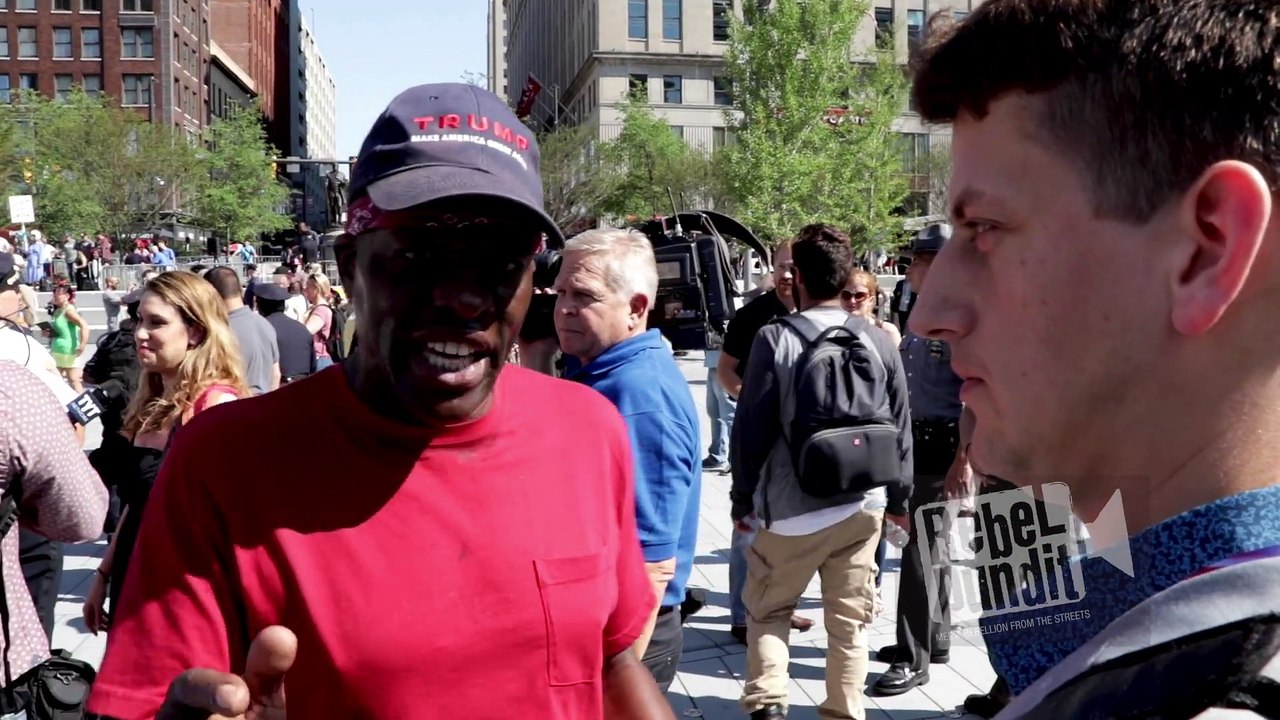 Black Trump Supporter Smacks Down CNN Reporter for Race Baiting