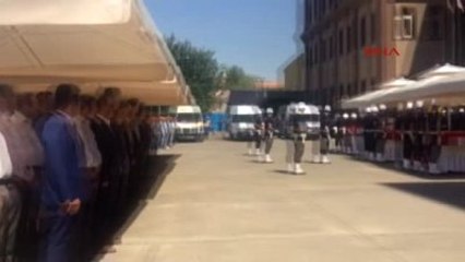 Diyarbakır' da Şehit 3 Polis Memuru İçin Tören Düzenleniyor 2
