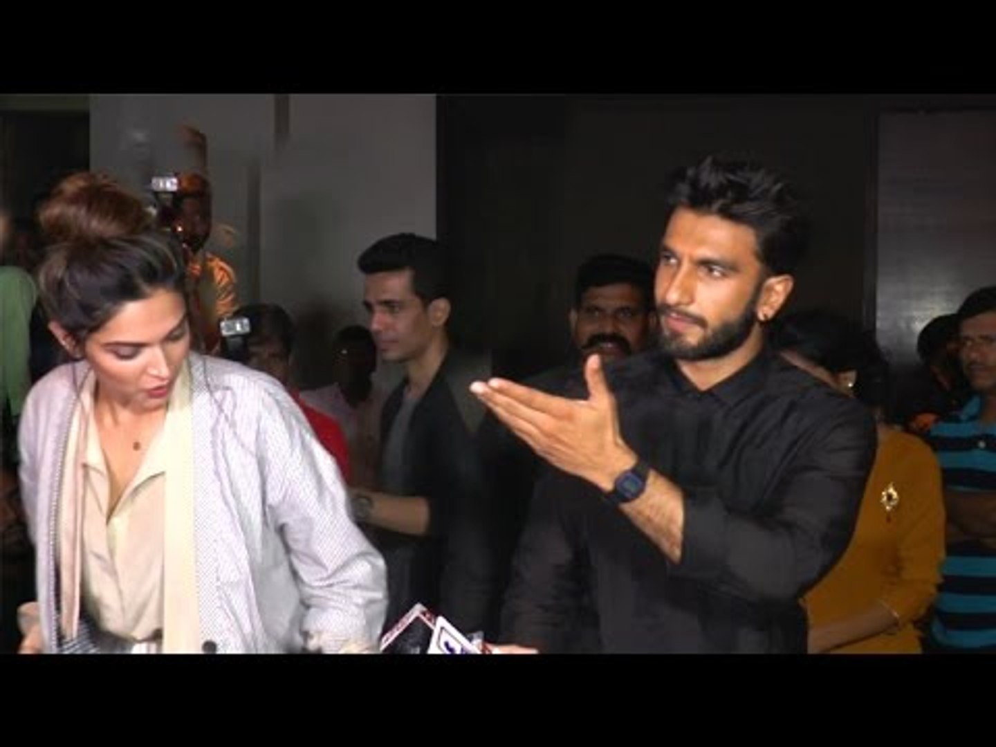 ANGRY Ranveer & Deepika Walk Off From Interview When Asked About Their MARRIAGE - video Dailymotion