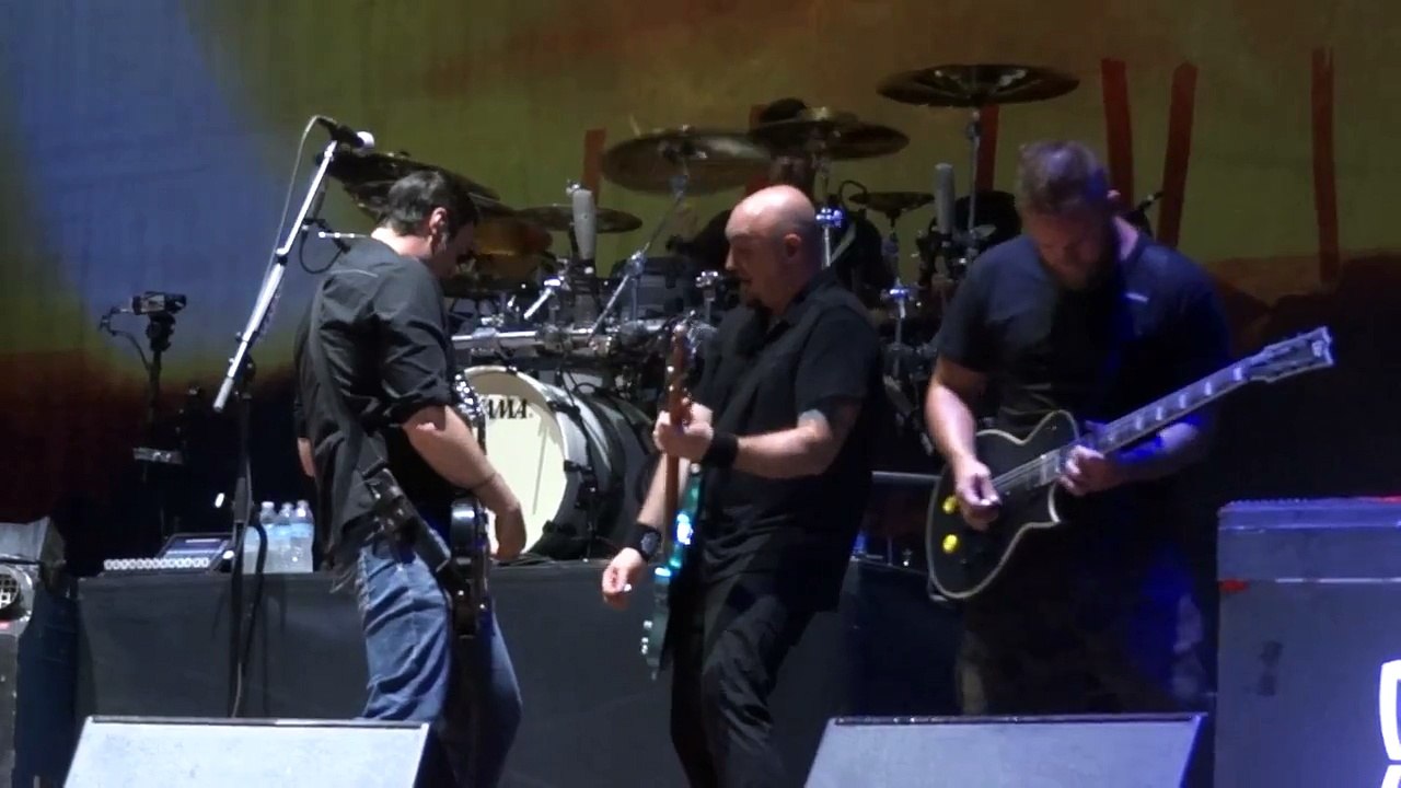 Breaking Benjamin Breath - live Rock USA 07 / 17 / 2015 Oshkosh Wisconsin
