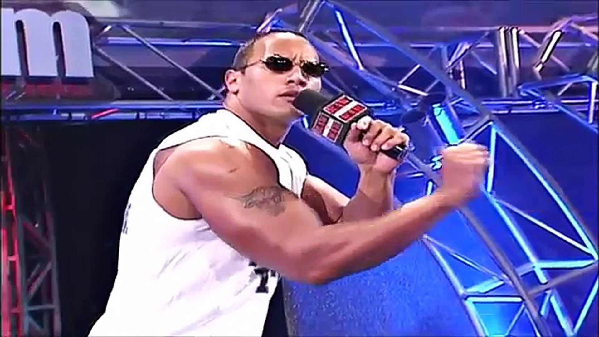 The Rock Funny Moments - video Dailymotion