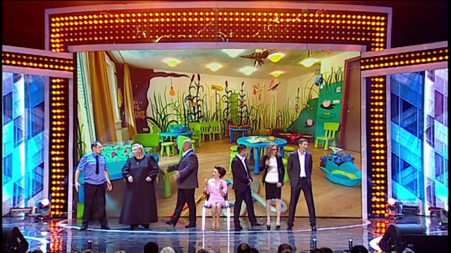 Украинские чиновники на детском утреннике в честь 8 Марта — Готовьтесь посмеяться от души!