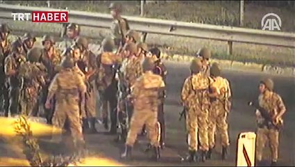 Darbe girişimi gecesi Boğaziçi Köprüsü'nden yeni görüntüler