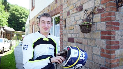 Raphael Cornelis sourd, et motard en supermotard