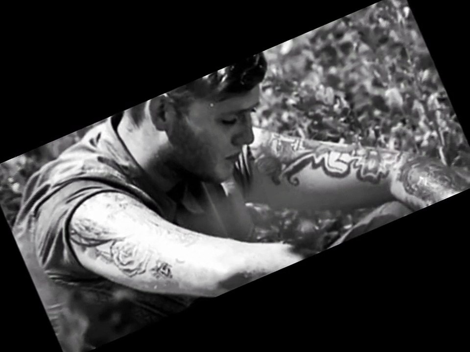 James Arthur Chandelier Sia cover.