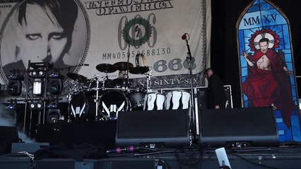 Marilyn Manson (09a)  {Between Songs} @ Aarons Amp (2016-06-29)