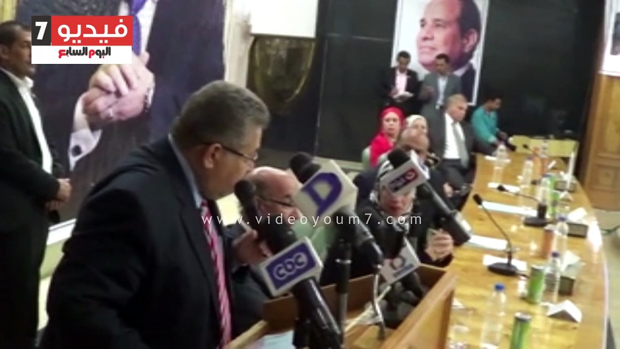 وزير التعليم العالى يعد طلاب مطروح بمنح دراسية فى الجامعات الخاصة