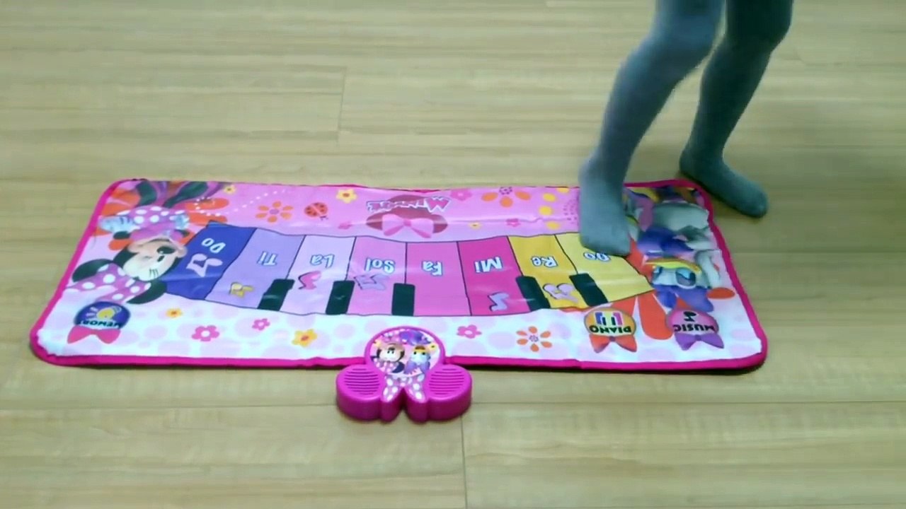 ミニーマウス ミュージックマット ピアノ / Disney Minnie Mouse Piano Music Mat