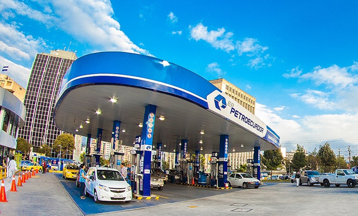 Petroecuador pone a la venta tres de sus gasolineras
