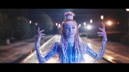 Natalia Nykiel - Error