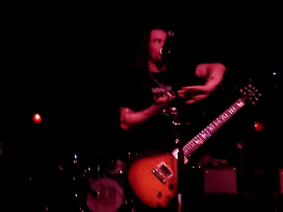 Alter Bridge-One by One(live)7-25-08