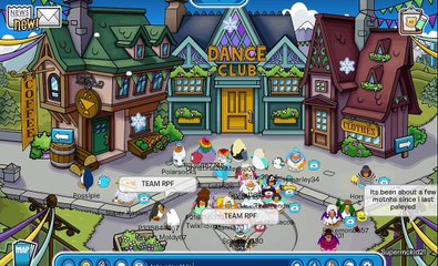 LETS PLAY CLUB PENGUIN